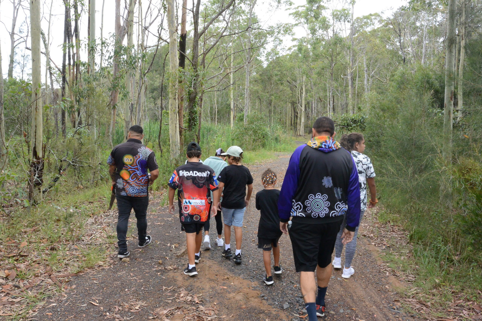 Photo 2 Koori Kids Culture Club Walking On Country